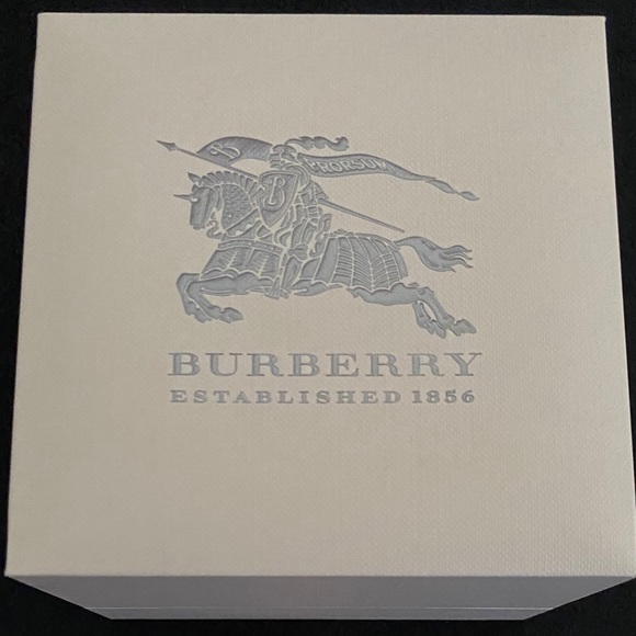 Burberry, BU1864 rose gold check bracelet watch - Picture 8 of 8